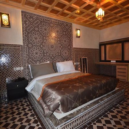 Hotel-Cafe-Restaurant Pyramides, Taza Dış mekan fotoğraf