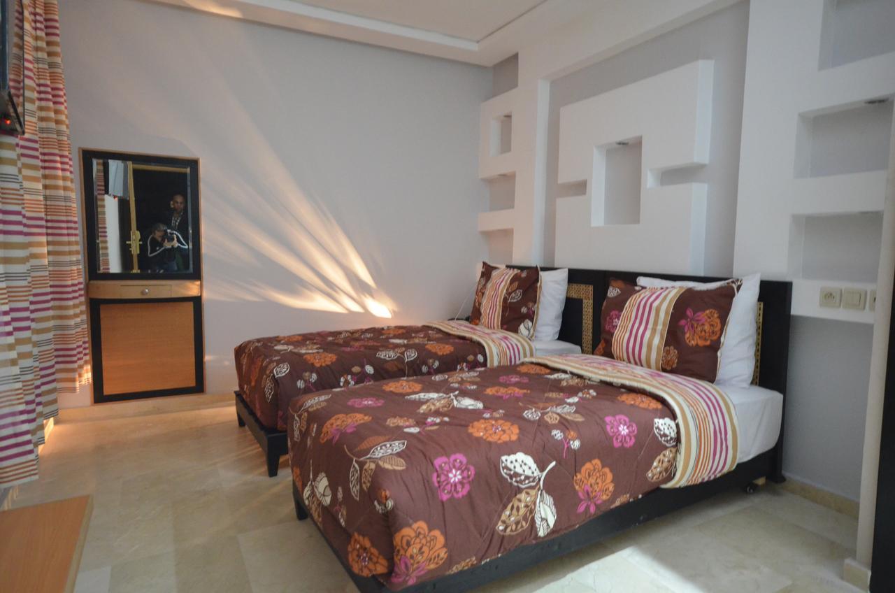 Hotel-Cafe-Restaurant Pyramides, Taza Dış mekan fotoğraf