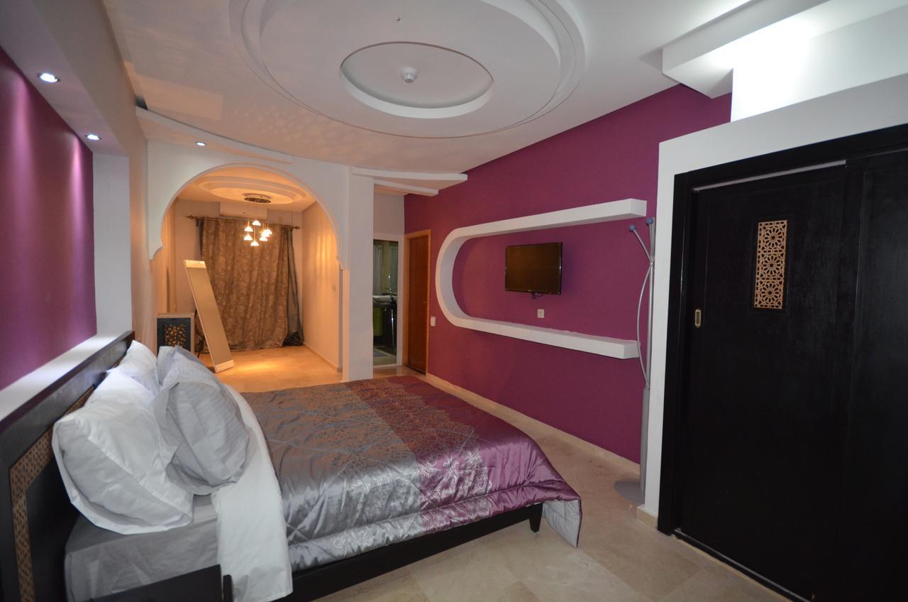 Hotel-Cafe-Restaurant Pyramides, Taza Dış mekan fotoğraf