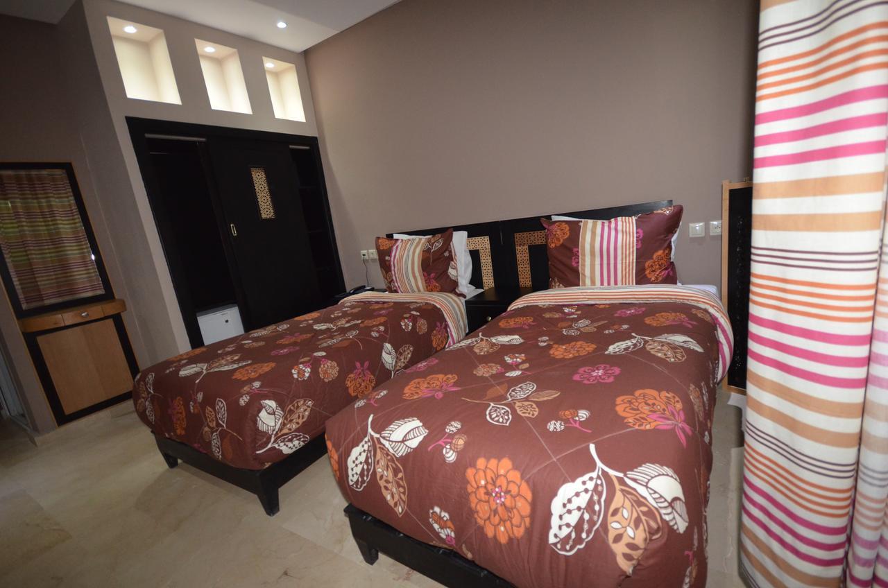 Hotel-Cafe-Restaurant Pyramides, Taza Dış mekan fotoğraf