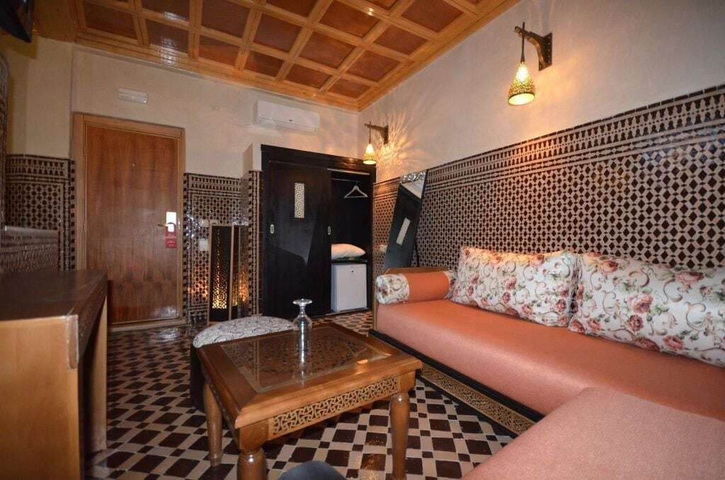 Hotel-Cafe-Restaurant Pyramides, Taza Dış mekan fotoğraf